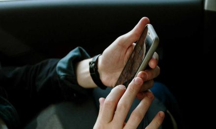 Kako pametno koristiti telefon tokom putovanja?